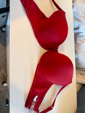 Victoria's Secret Red Padded T-Shirt Bra